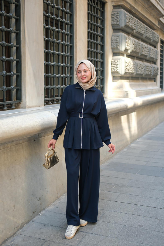 Pile Detaylı Tokalı Takım Lacivert