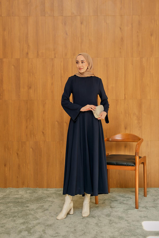 Pile Dikiş Detay Elbise Lacivert