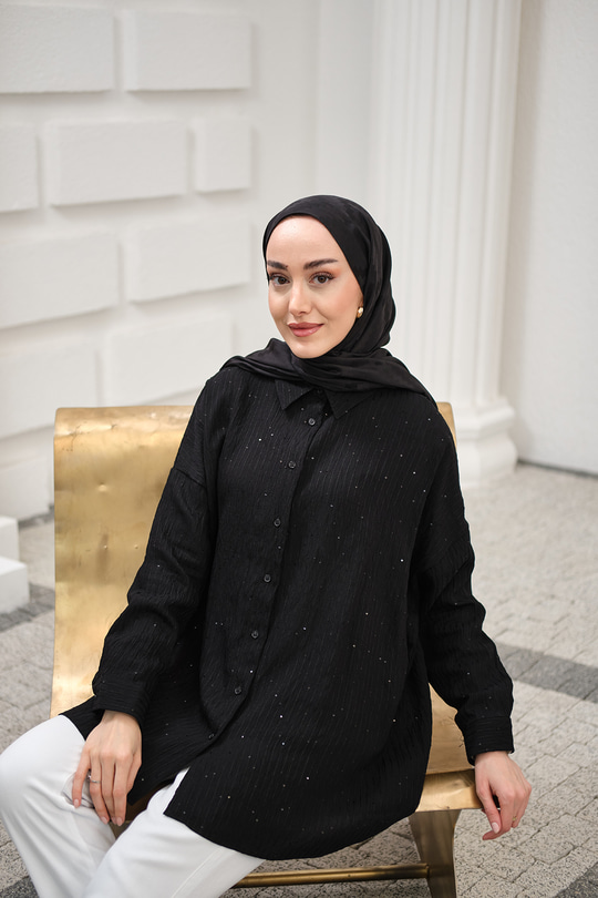 Pul Detaylı Kendinden Desen Gömlek Siyah