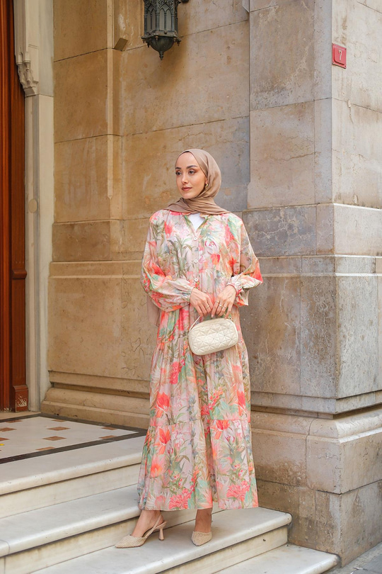 Şakayık Desenli Elbise Yeşil