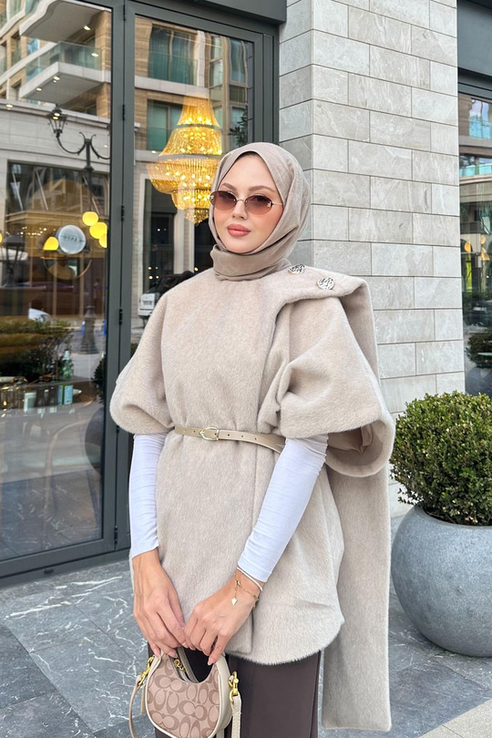 Şal Detay Kemerli Yelek Krem
