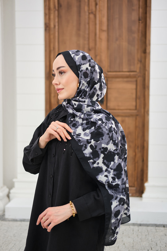 Sisli Gül Desen Şal Siyah