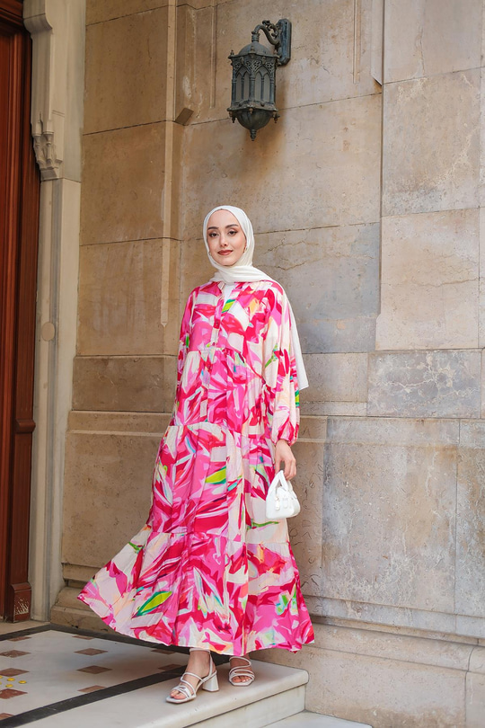 Soyut Çicek Esintisi Desenli Elbise Fuşya