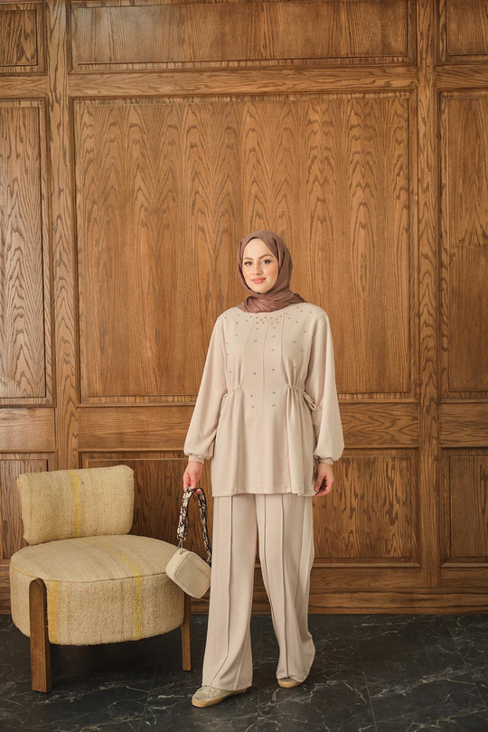 Taş Detay İkili Takım Krem
