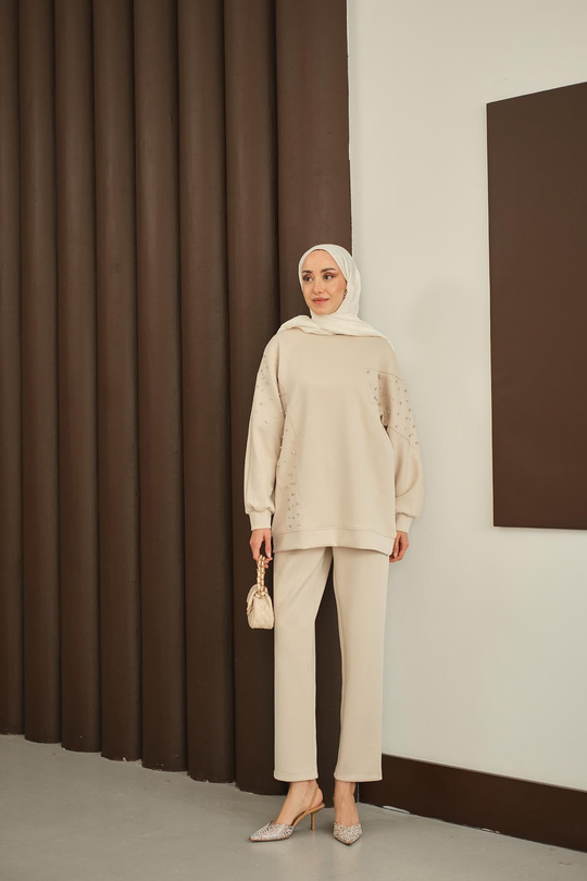 Taş Detay Takım Krem