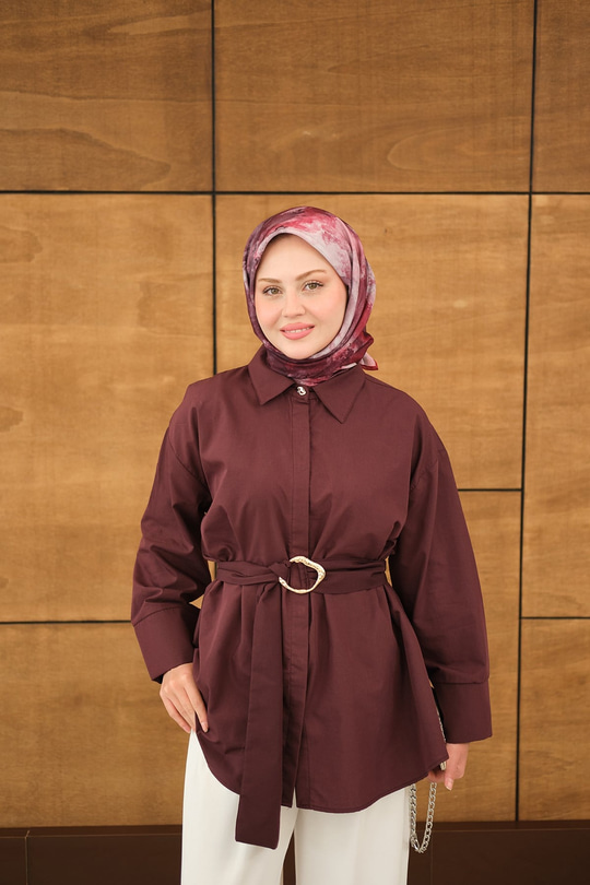 Toka Detaylı Uzun Kuşaklı Gömlek Mürdüm