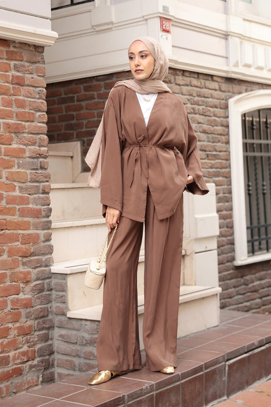 V Yaka İkili Takım Kahverengi