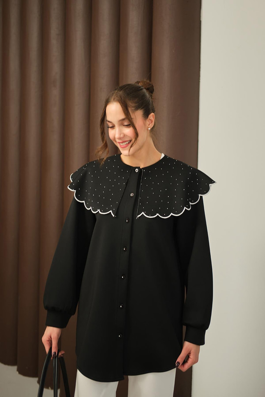 Yakası Taşlı Tunik Siyah