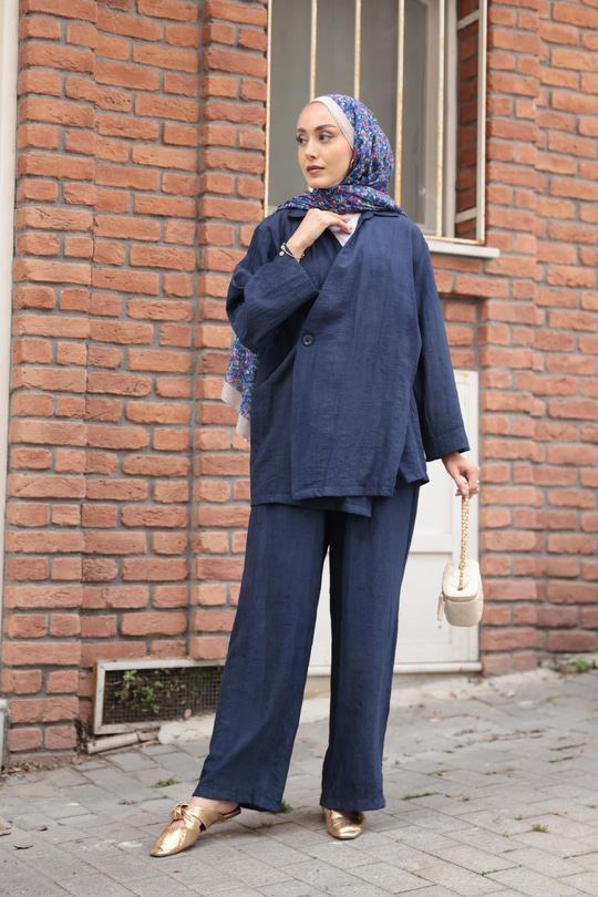 Yan Düğme Detaylı Takım Lacivert