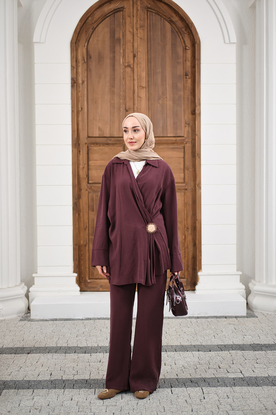 Yandan Bağlamalı Broş Detay Takım Bordo