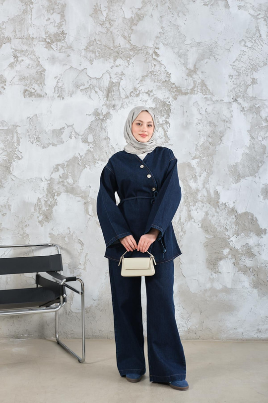 Yandan Düğme Detay Bel Bağlamalı Kot Takım Lacivert