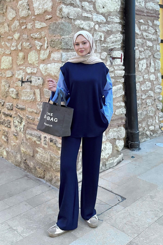 Yandan Düğmeli Gömlek Detaylı Takım Lacivert