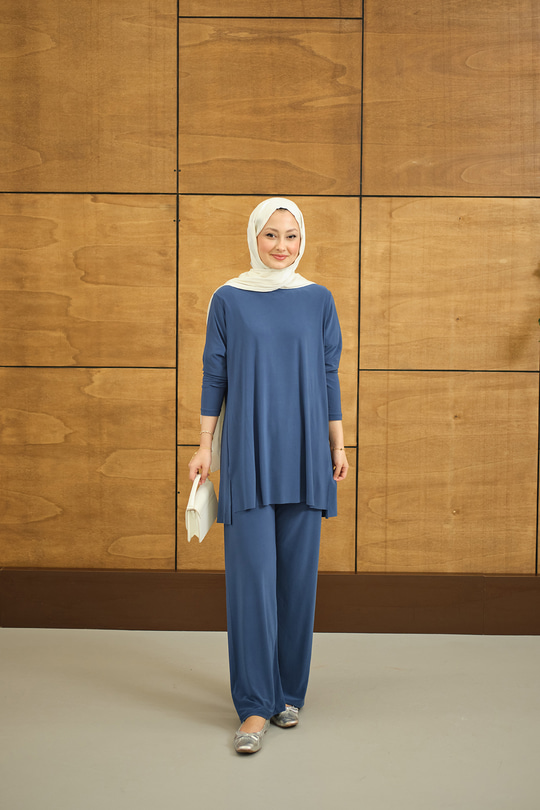 Yanları Yırtmaç Detay İkili Takım İndigo Mavi