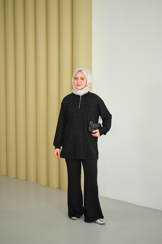 Yarım Fermuarlı Taşlı Takım Siyah