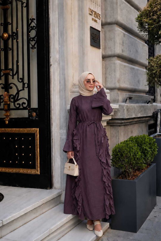 Tül Model Yanları Fırfırlı Elbise Mürdüm