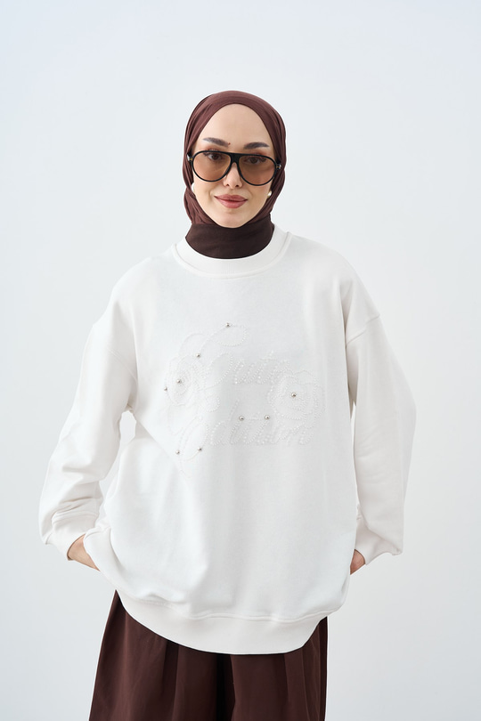 Önü İşlemeli Balon Kol Sweatshirt Ekru