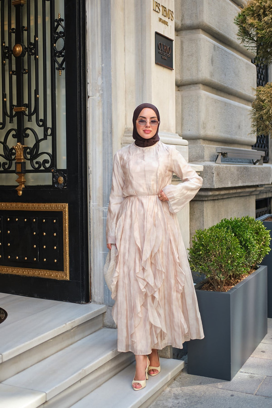 Etek Tarrafı Fırfır Detay İç Astarlı Elbise Pembe