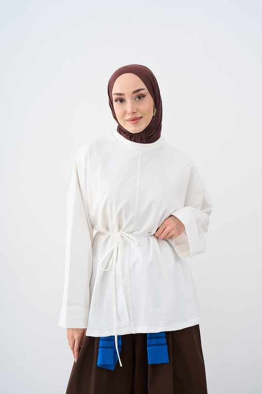 Önü Çima Detay Sweatshirt Beyaz
