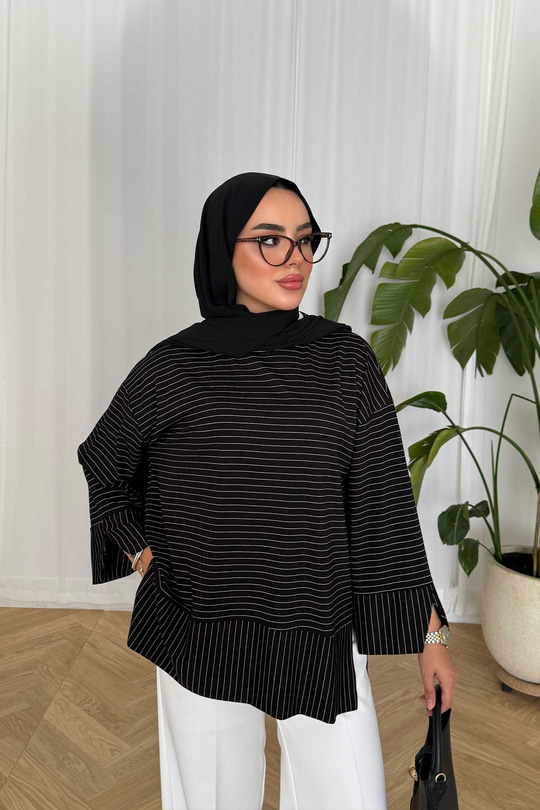 Yırtmaç Detay Çizgili Sweatshirt Siyah