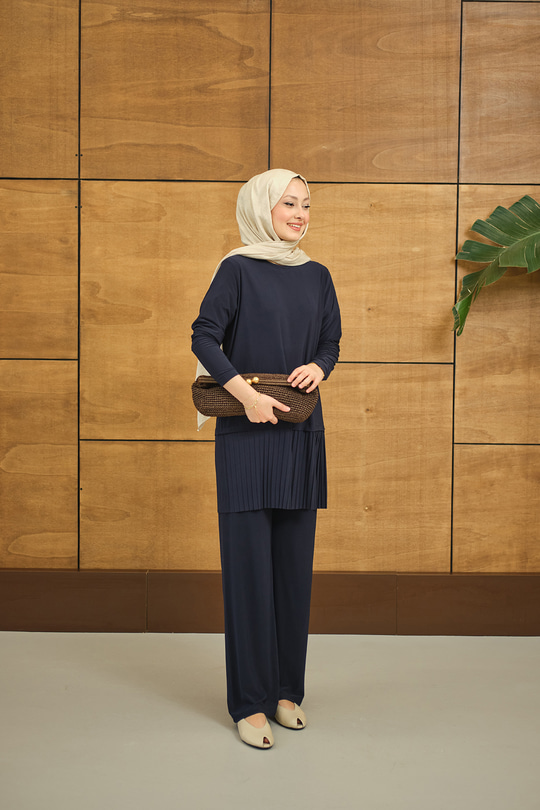 Alt Piliseli Bisiklet Yaka Takım Lacivert