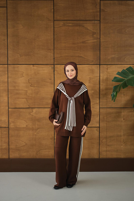 Atkı Detay Takım Kahverengi