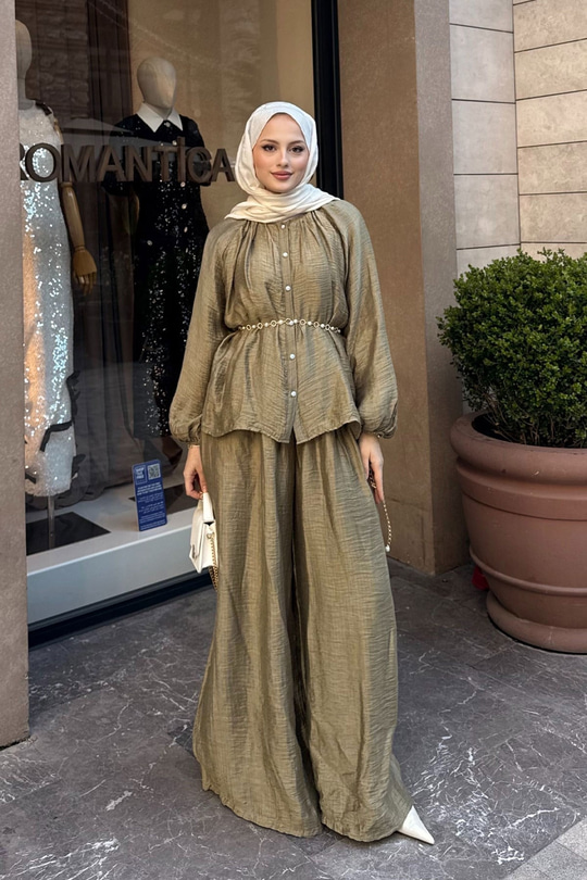 Balon Kol İnci Düğmeli Aksesuarlı Pantolonlu Takım Yağ Yeşil