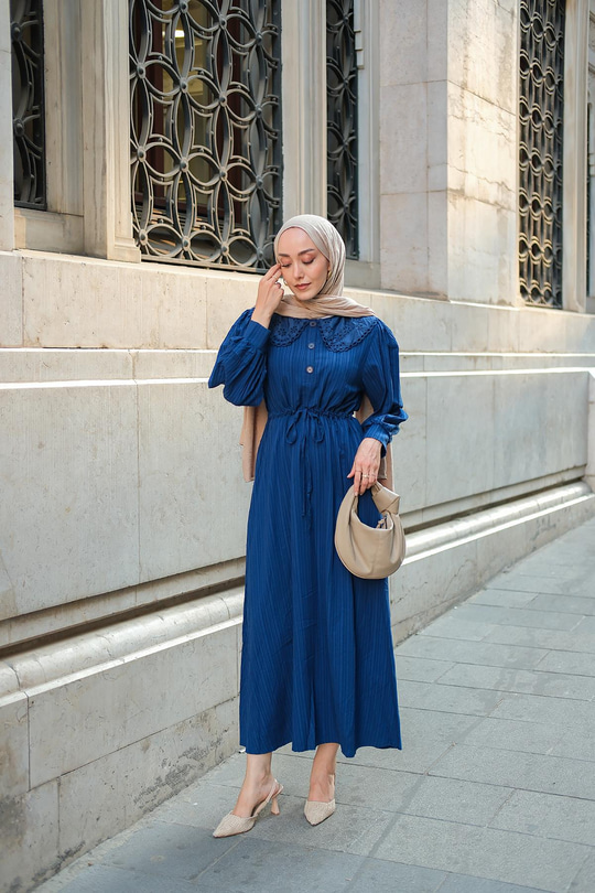 BEBE YAKA DANTEL DETAYLI ELBISE  Lacivert