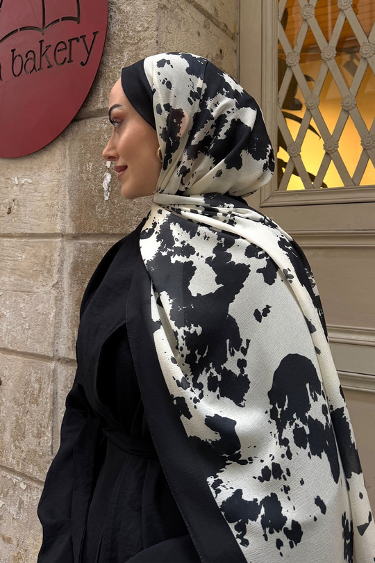 Deri Desen İpek Şal Siyah