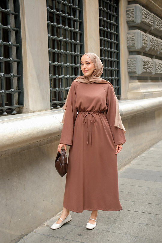 Bel Bağlama Detay Elbise Kahverengi