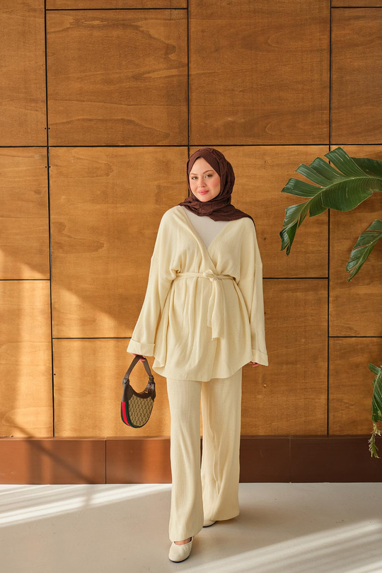 Bel Bağlamalı Kimono Takım Krem