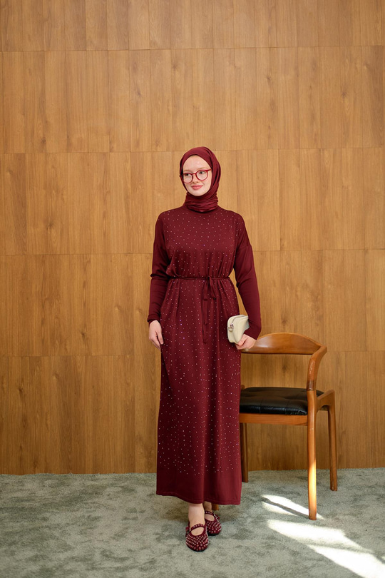Bel Bağlamalı Taş Detay Triko Elbise Bordo
