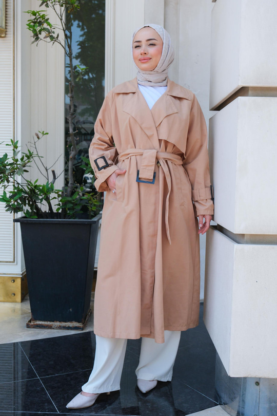 Bel Bağlamalı Trenç Sütlü Kahve