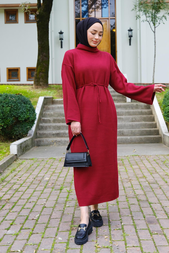 Bel Bağlamalı Triko Elbise Kırmızı