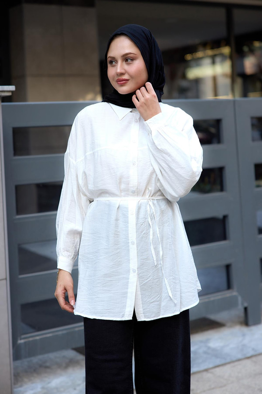 Belden Bağlamalı Gömlek Beyaz