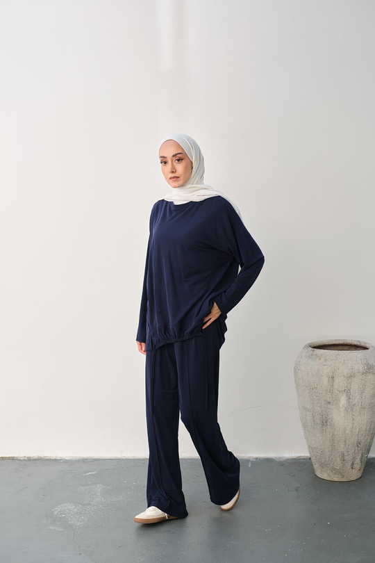 Beli Lastikli Takım Lacivert