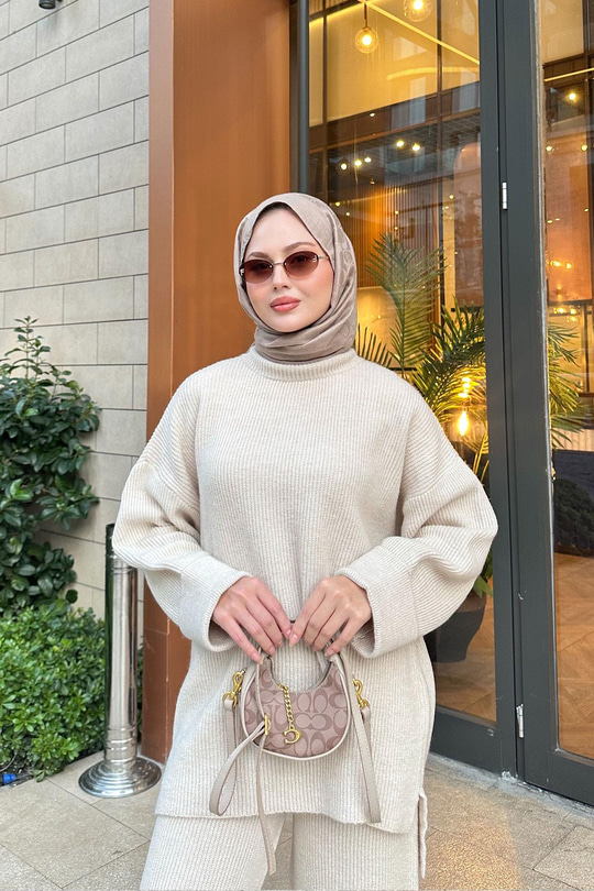 Beli Lastikli Triko Takım Krem