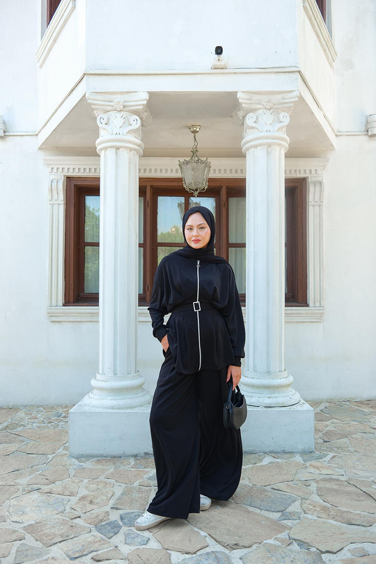 Beli Pile Detaylı Takım Siyah