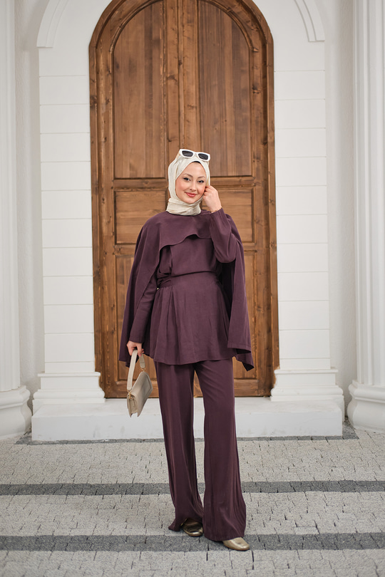 Beli Pileli Çıkarılabilir Pelerinli Takım Mürdüm