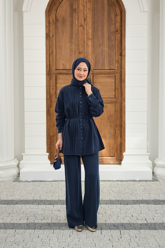 Bisiklet Yaka Bel Bağlamalı Dikiş Detay Takım Lacivert