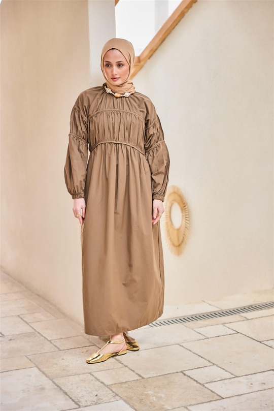Biye Detaylı Elbise Kahverengi