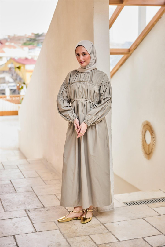 Biye Detaylı Elbise Küf Yeşil