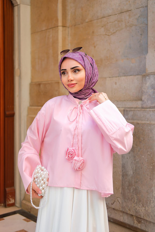 Biyeli Çicek Detaylı Gömlek Pembe