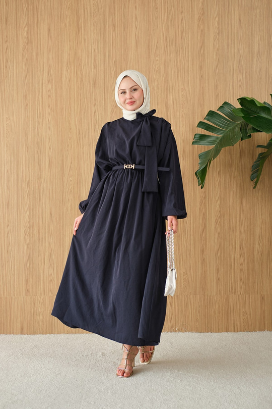Boyun Bağlamalı Kemerli Elbise Lacivert