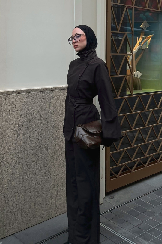 Boyun Düğme Detay Bel Bağlamalı Kot Takım Kahverengi