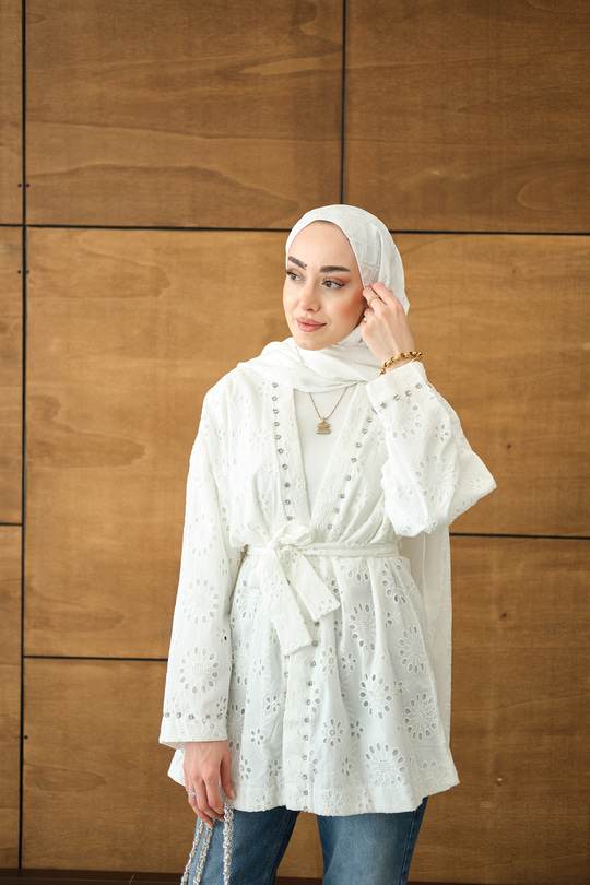 Brode Taş İşlemeli Kimono Beyaz
