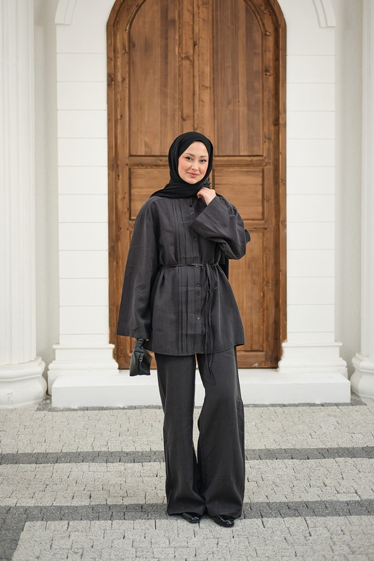 Büzgü Detay Bel Bağlamalı Takım Antrasit