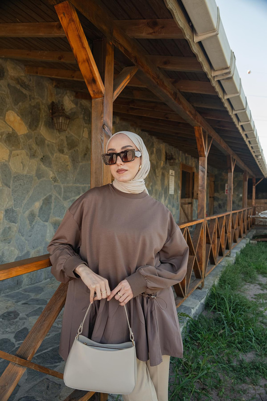 Büzgü Detay Garnili Sweatshirt Kahve