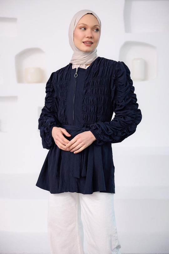 Büzgü Detaylı Fermuarlı Ceket  Lacivert