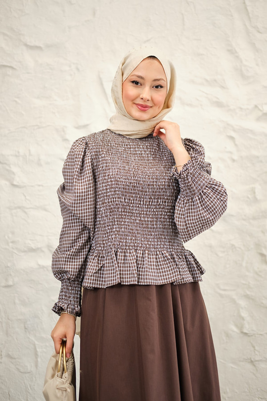 Büzgülü Ekose Etekli Takım Kahverengi