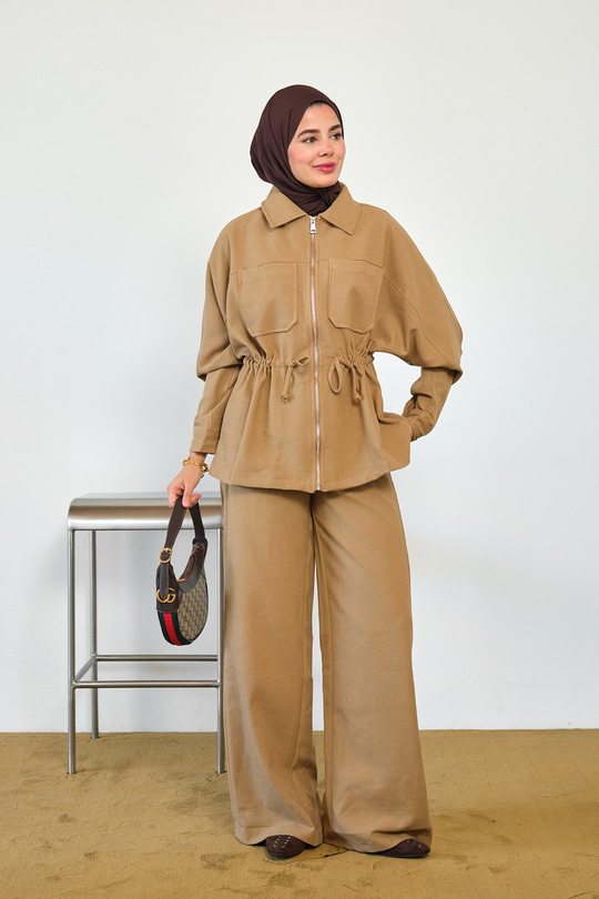 Gömlek Yaka Bel Büzgülü Pantolonlu Takım Camel